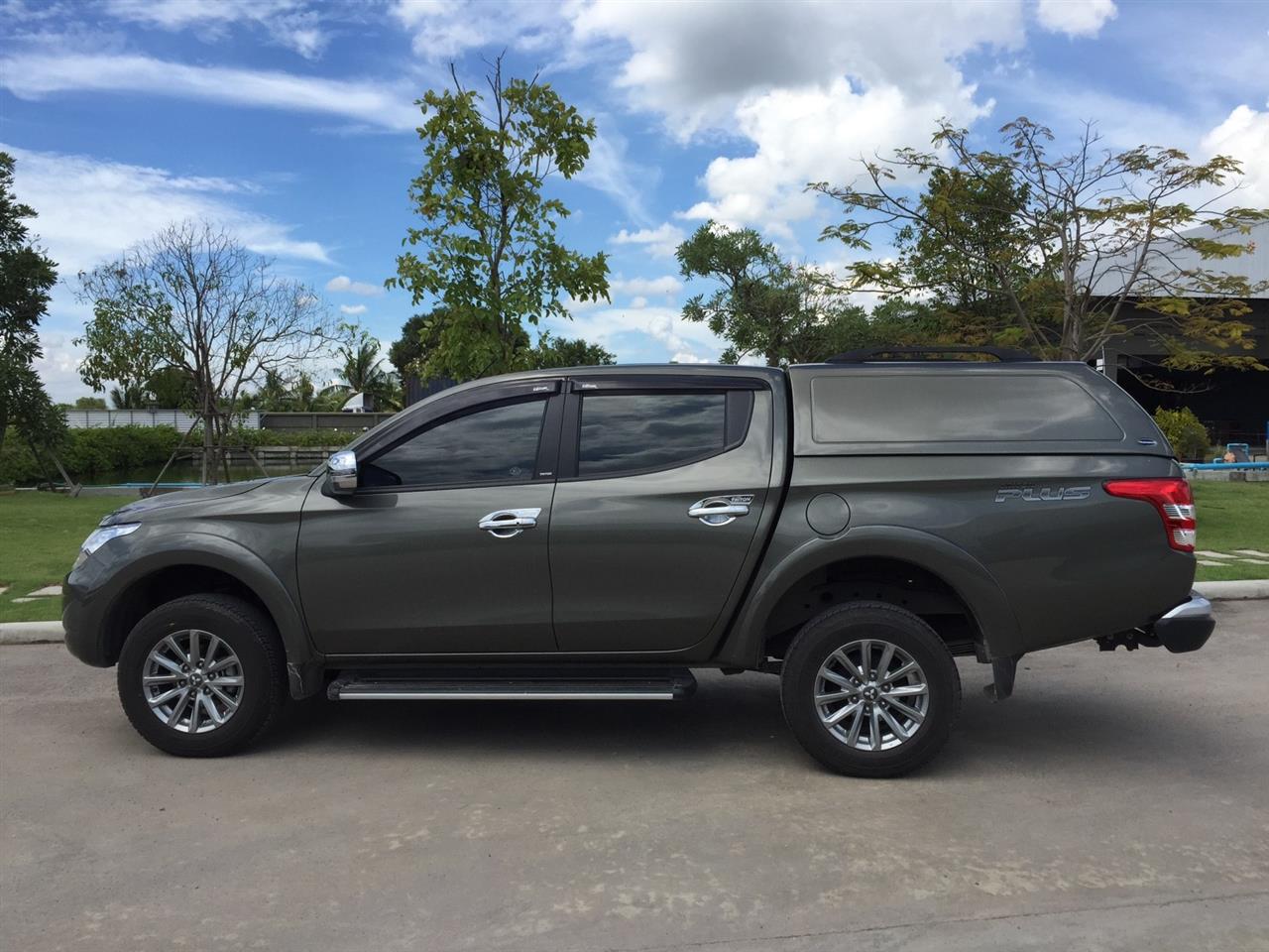 Hard Top Sline Gls Mitsubishi L200 Club Cab 2016+ Sans Vitres - Rouge P63