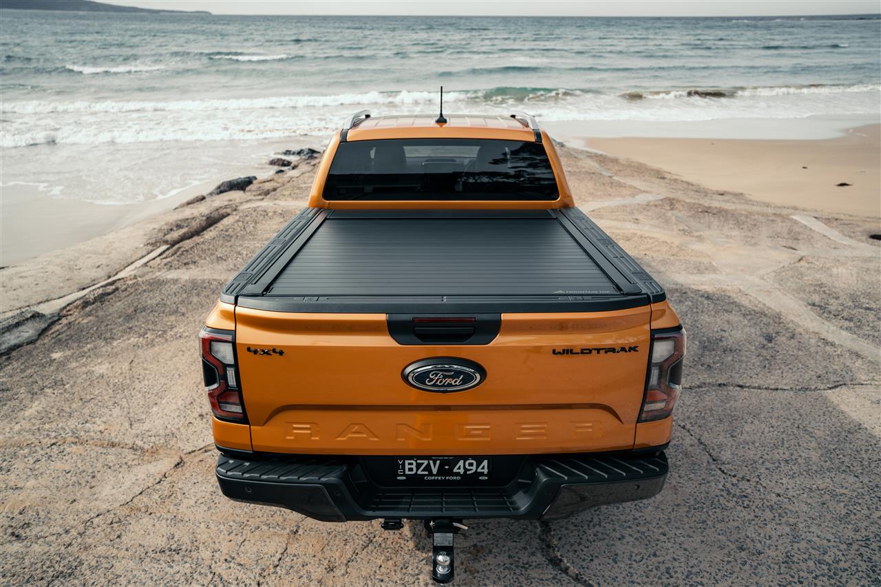 Roll Cover Evom Mountain Top By Realtruck Ford Ranger/vw Amarok 2023+ Super Cabine Noir