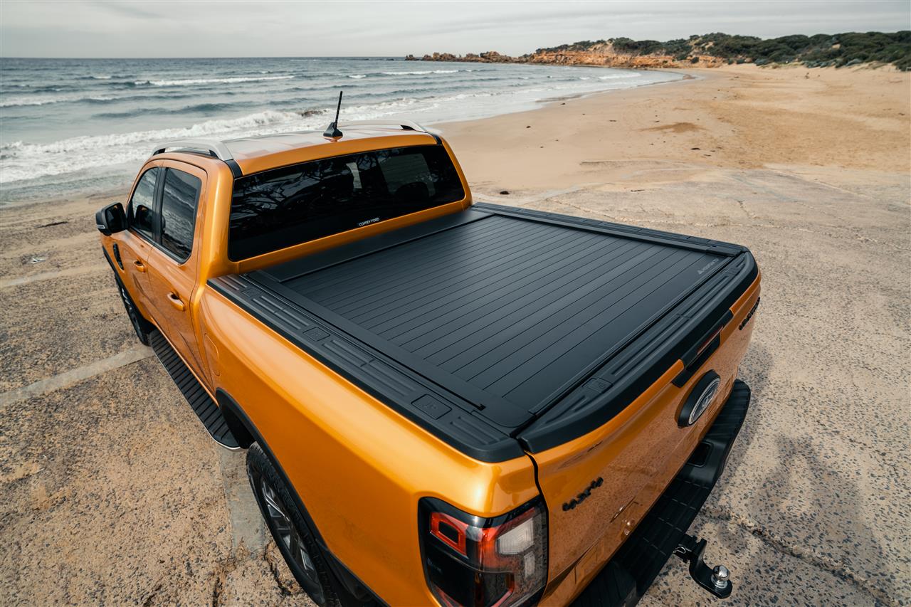 Couvre Benne Retractacble Electrique Mountain Top By Relatruck Ford Ranger 2023+ Super Cab Noir