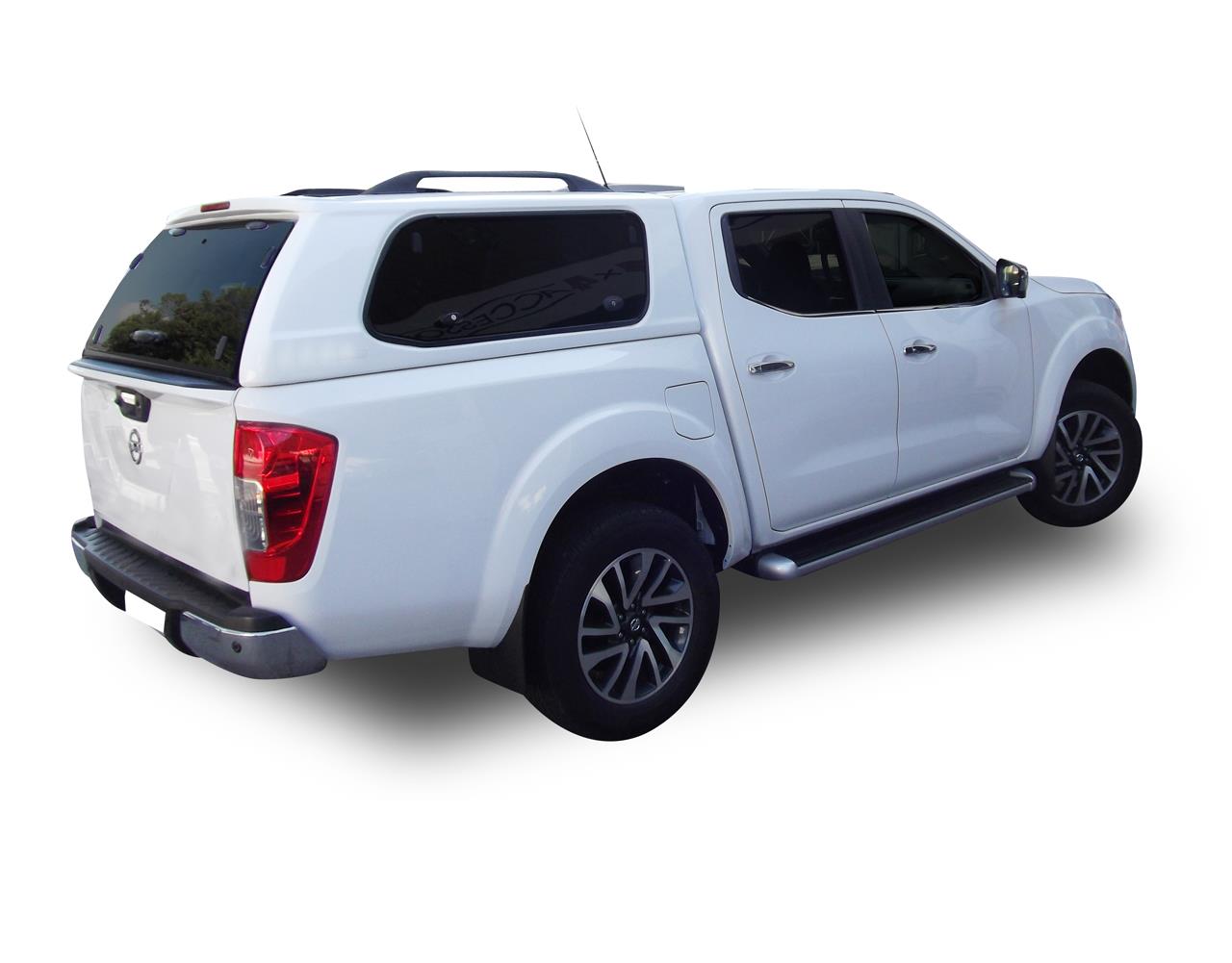 Hard Top Sline Sv Nissan Np300 2016+ Double Cab Vitres Laterales Papillons Non Peint